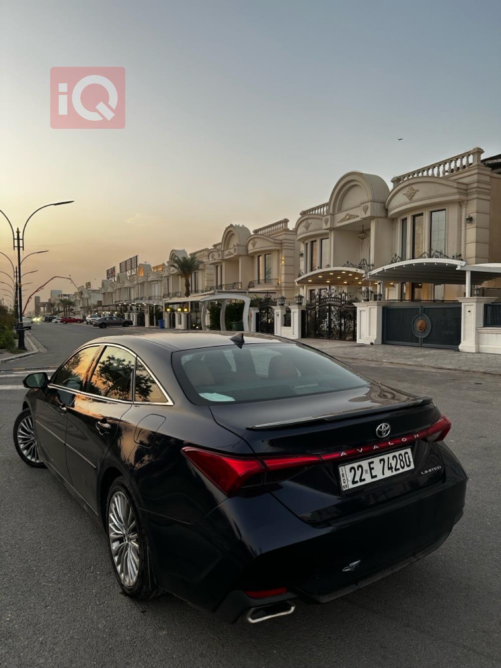 Toyota Avalon